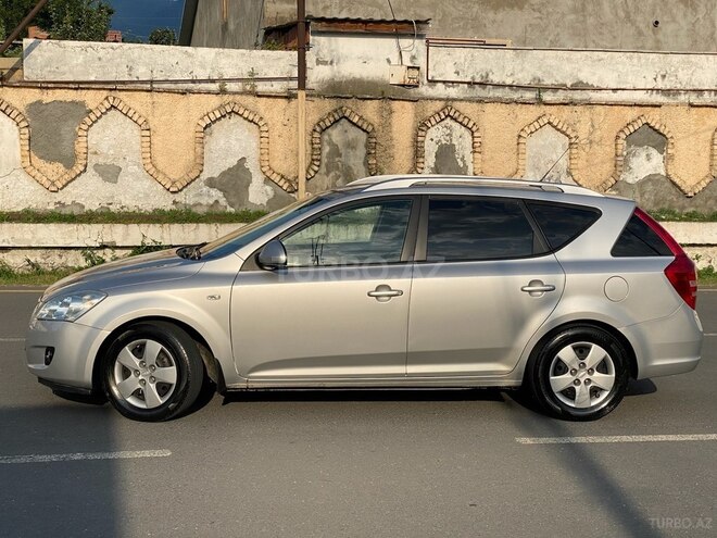 Kia Ceed SW-2