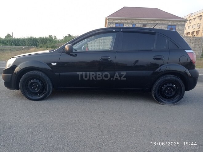 Kia Rio 2008, 201,557 km - 1.4 l - Yevlax