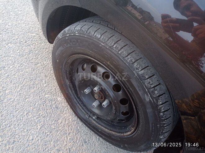 Kia Rio 2008, 201,557 km - 1.4 l - Yevlax
