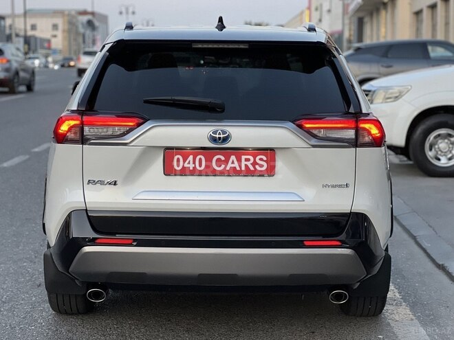 Toyota RAV4-2