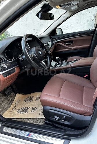 BMW 520-12