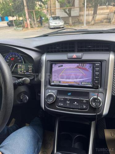 Toyota Corolla Fielder 2019, 185,000 km - 1.5 л - Bakı