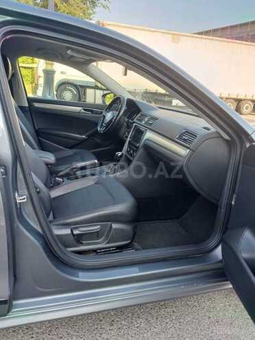 Volkswagen Passat 2016, 244,000 km - 2.0 l - Bakı
