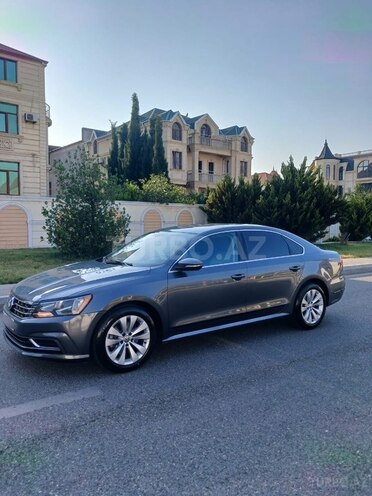 Volkswagen Passat 2016, 244,000 km - 2.0 l - Bakı