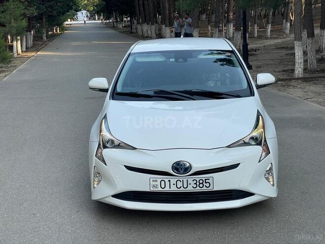 Toyota Prius-3