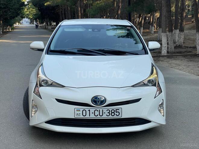 Toyota Prius-2