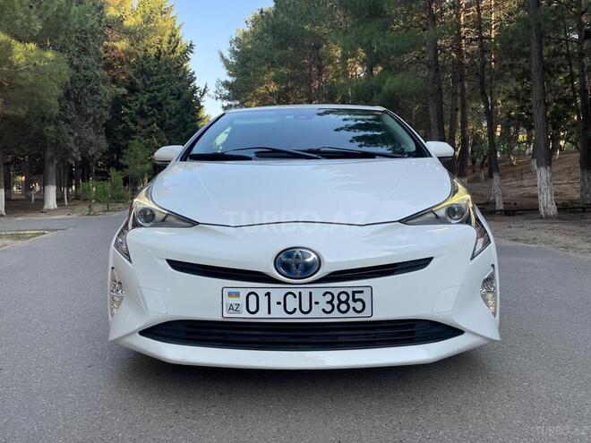 Toyota Prius-6