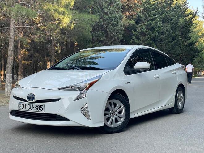 Toyota Prius-7