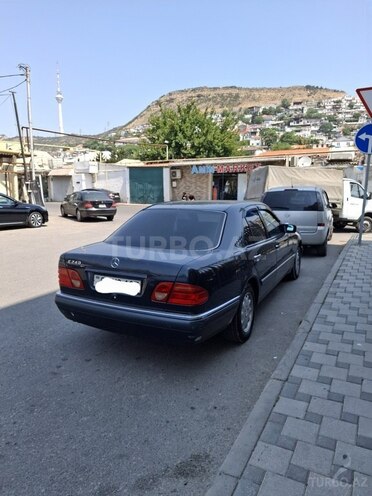 Mercedes E 240 1998, 240,000 km - 2.4 l - Bakı