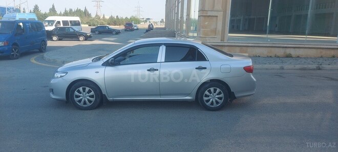 Toyota Corolla 2008, 266,177 km - 1.4 l - Gəncə