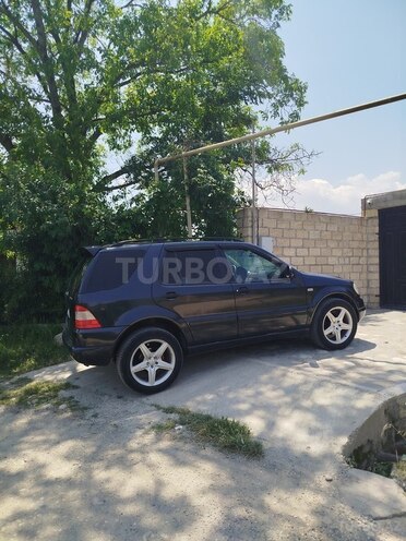 Mercedes ML 320 1998, 380,000 km - 3.2 l - Qusar