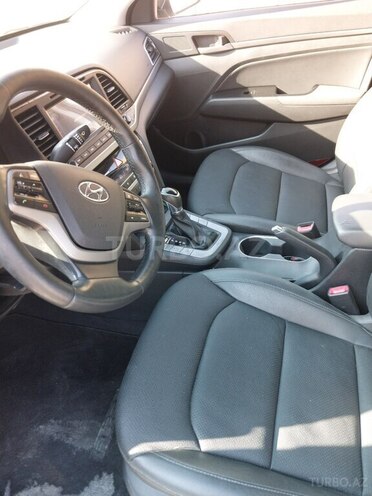 Hyundai Avante 2016, 124,000 km - 1.6 л - Bakı