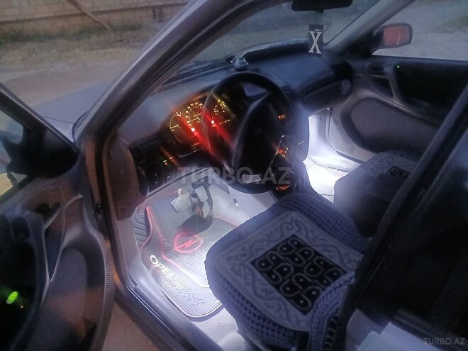 Opel Astra 1995, 77,500 km - 1.6 l - Bakı