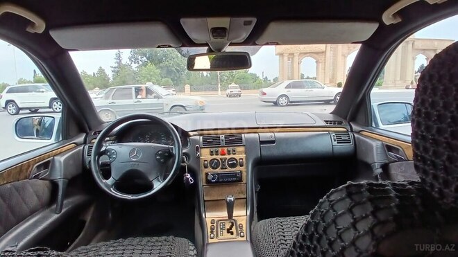 Mercedes E 220 d 1998, 350,000 km - 2.2 l - Bərdə