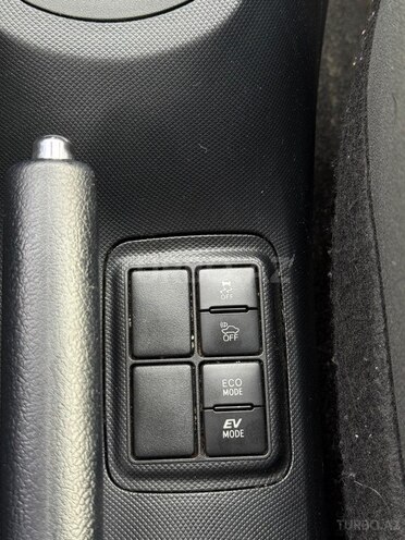 Toyota Aqua 2018, 130,000 km - 1.5 l - Bakı