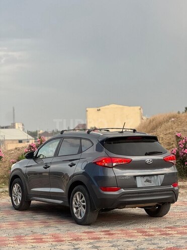Hyundai Tucson-4