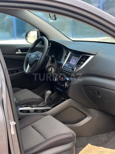 Hyundai Tucson-7