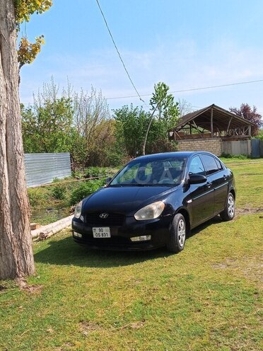 Hyundai Accent 2009, 555,454 km - 1.4 л - Bakı