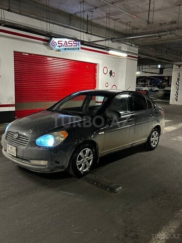 Hyundai Accent 2009, 555,454 km - 1.4 л - Bakı