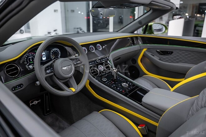 Bentley Continental GTC-13