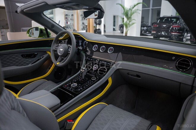 Bentley Continental GTC-14