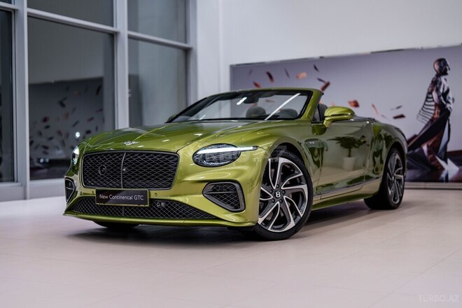 Bentley Continental GTC-1