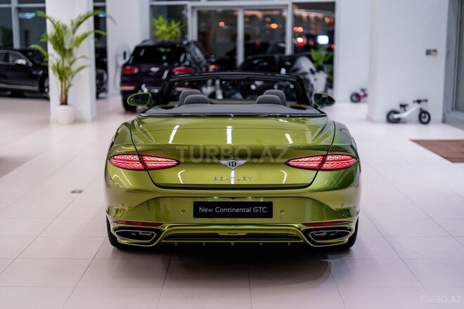 Bentley Continental GTC-9