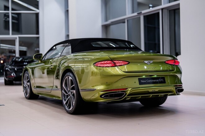 Bentley Continental GTC-8