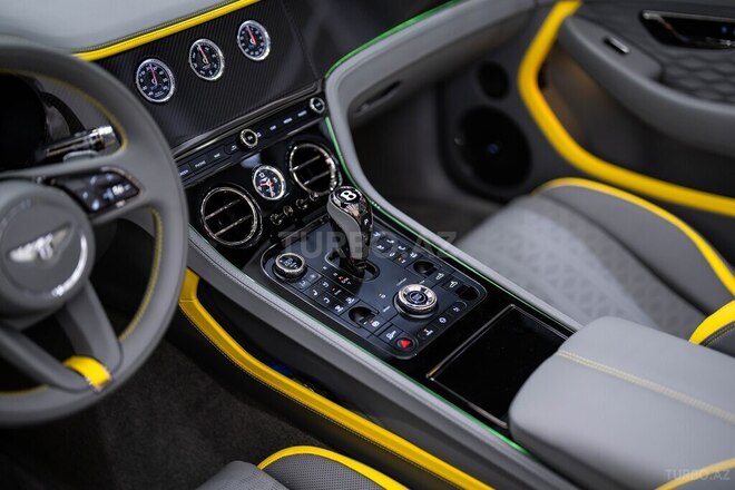 Bentley Continental GTC-24