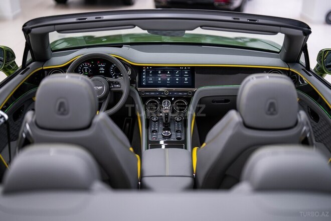 Bentley Continental GTC-16