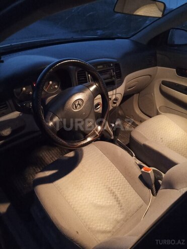 Hyundai Accent 2009, 555,454 km - 1.4 л - Bakı