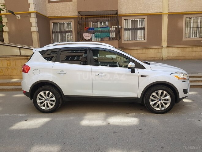 Ford Kuga 2012, 119,500 km - 2.5 l - Xırdalan