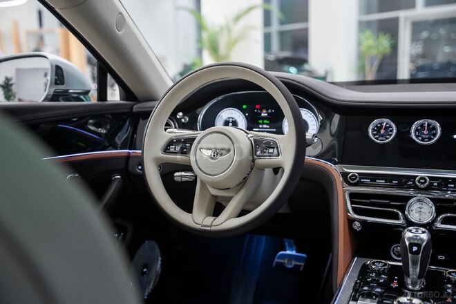 Bentley Flying Spur-15