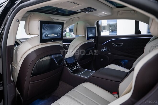 Bentley Flying Spur-13