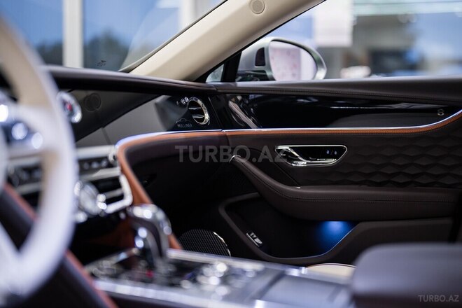Bentley Flying Spur-20
