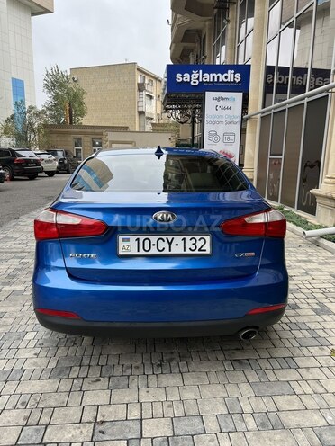 Kia Forte 2013, 238,183 km - 2.0 л - Bakı