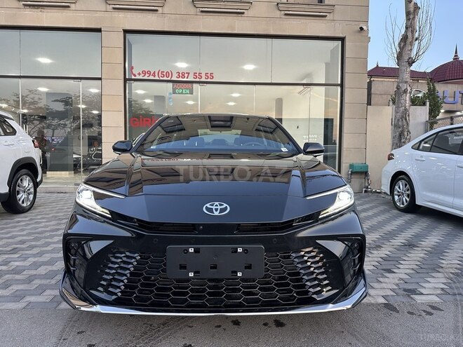 Toyota Camry-1