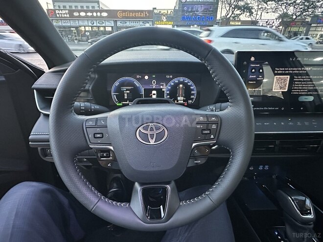 Toyota Camry-10