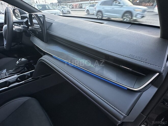 Toyota Camry-11