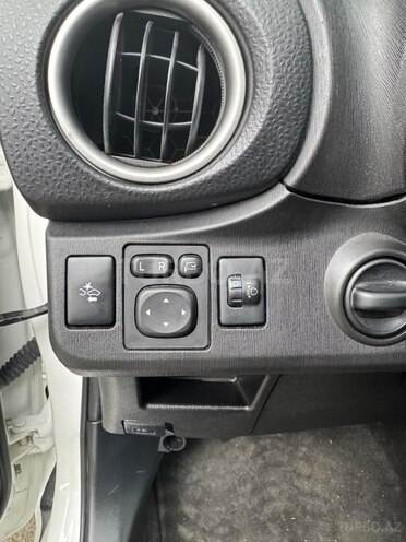 Toyota Vitz 2019, 65,188 km - 1.5 l - Bakı