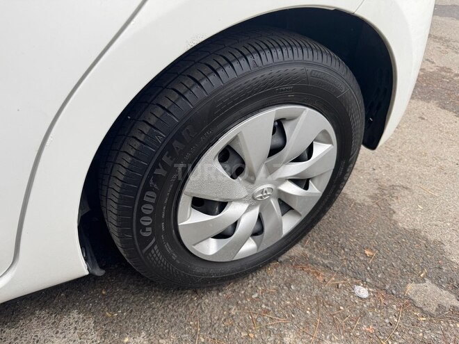 Toyota Vitz 2019, 65,188 km - 1.5 l - Bakı