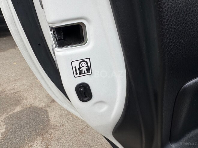 Toyota Vitz 2019, 65,188 km - 1.5 l - Bakı