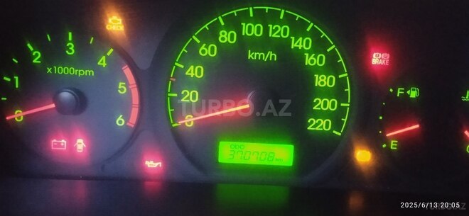 Hyundai H-1 2010, 370,000 km - 2.5 л - Bakı