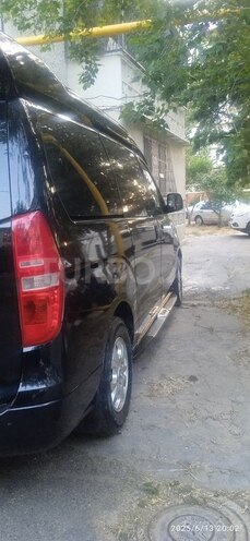 Hyundai H-1 2010, 370,000 km - 2.5 л - Bakı