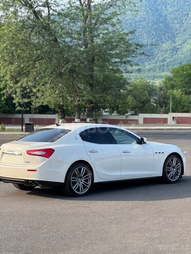 Maserati Ghibli-8