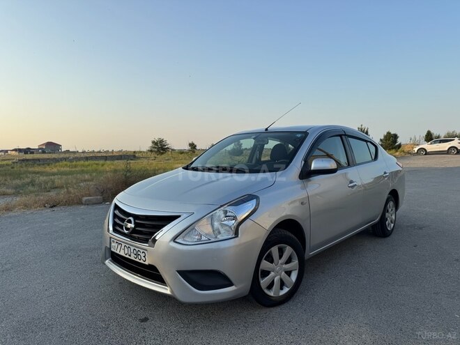 Nissan Latio 2015, 118,200 km - 1.2 l - Bakı