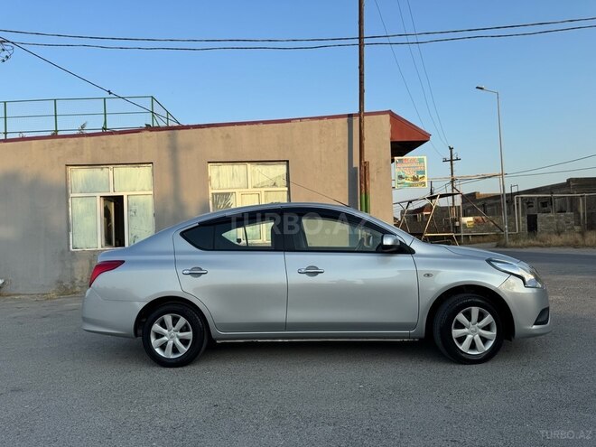 Nissan Latio 2015, 118,200 km - 1.2 l - Bakı