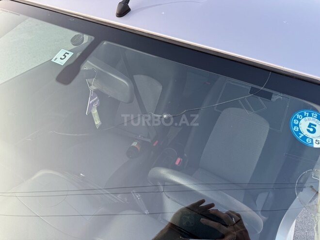 Nissan Latio 2015, 118,200 km - 1.2 l - Bakı