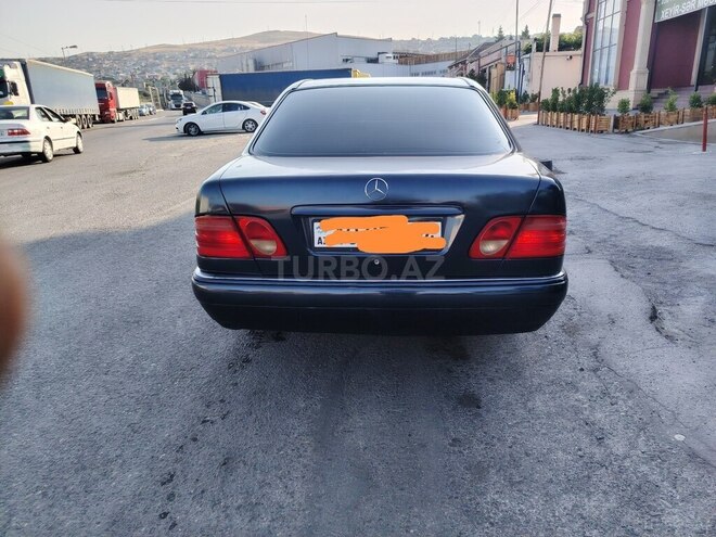 Mercedes E 230 1995, 835,642 km - 2.3 l - Bakı