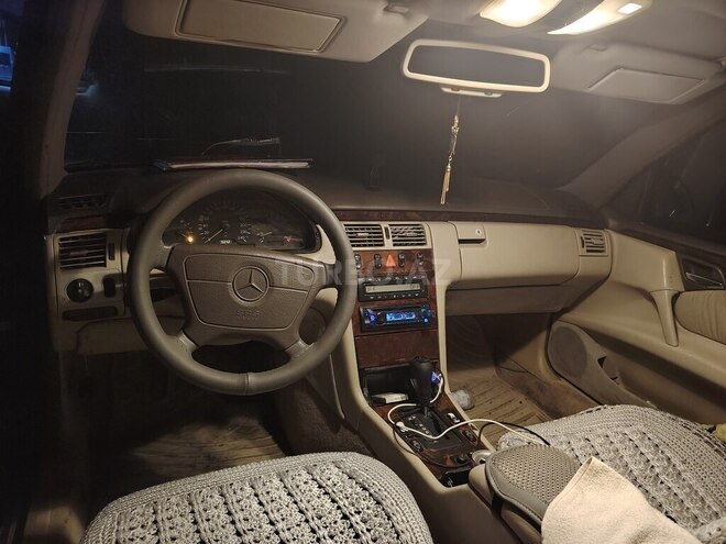 Mercedes E 230 1995, 835,642 km - 2.3 l - Bakı